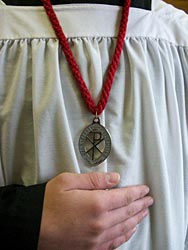 Close up of the cord and medal